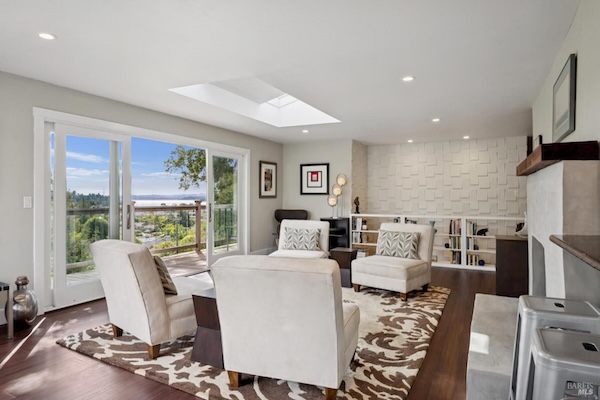 102 Marina Court Drive, San Rafael