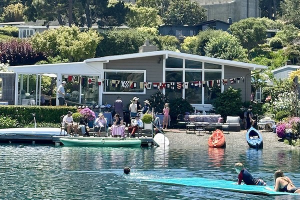 Marin Lagoon Memorial